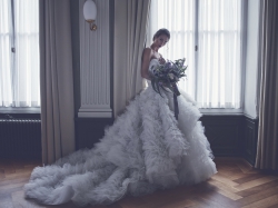 Hochzeitskleid Shooting mit Fotograf Adrian Ehrbar und Visagistin Jessica Krenn.